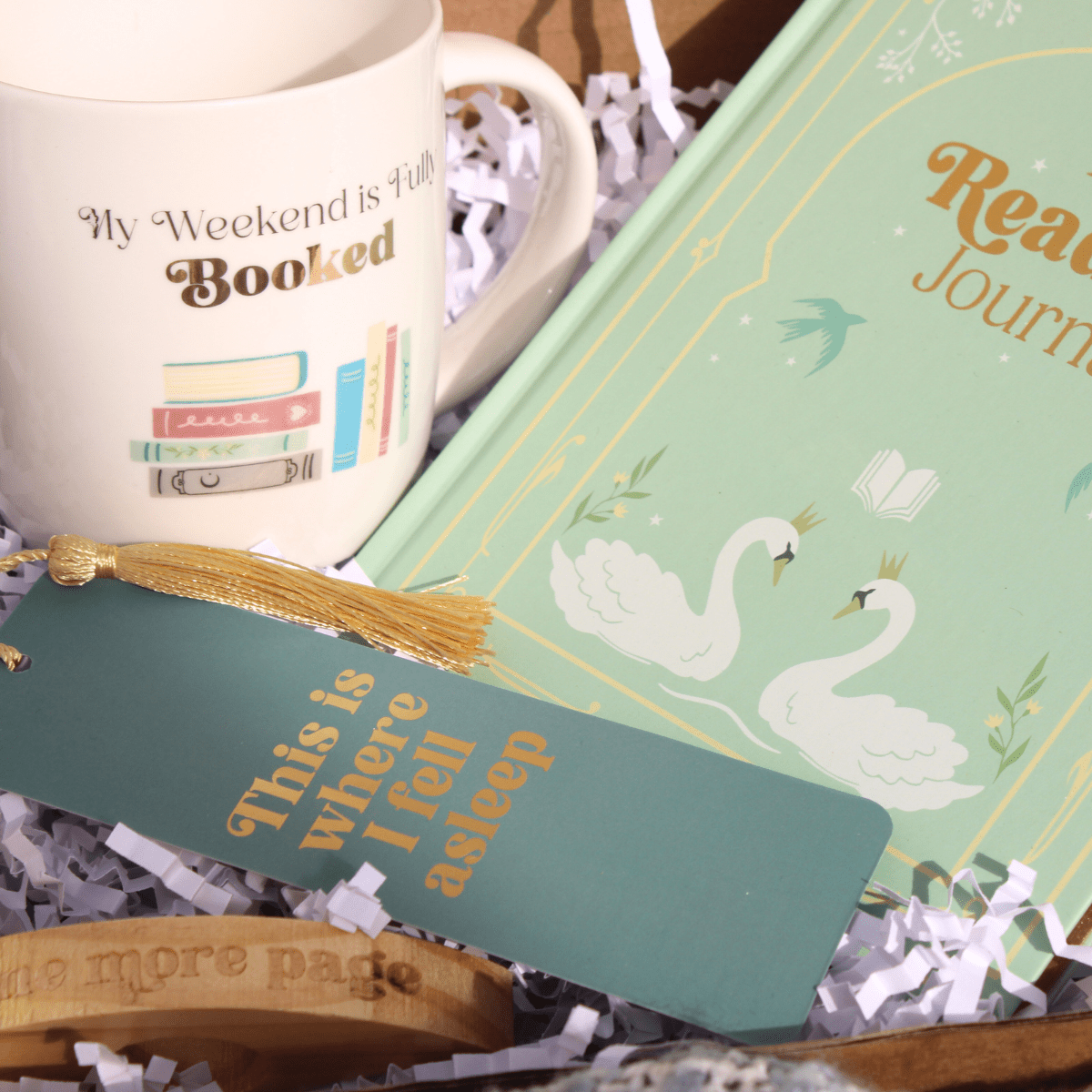 Bookishly Beautiful – The Ultimate Book Lover’s Gift Box - Pockets of Bliss