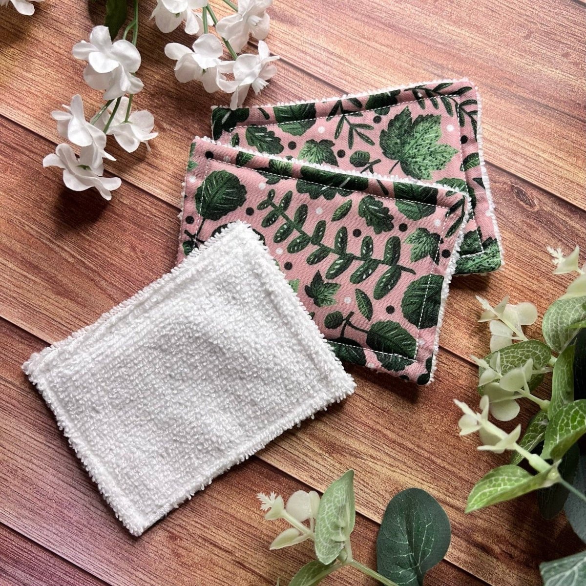 Green Foliage Reusable Exfoliating Pads - Pockets of Bliss