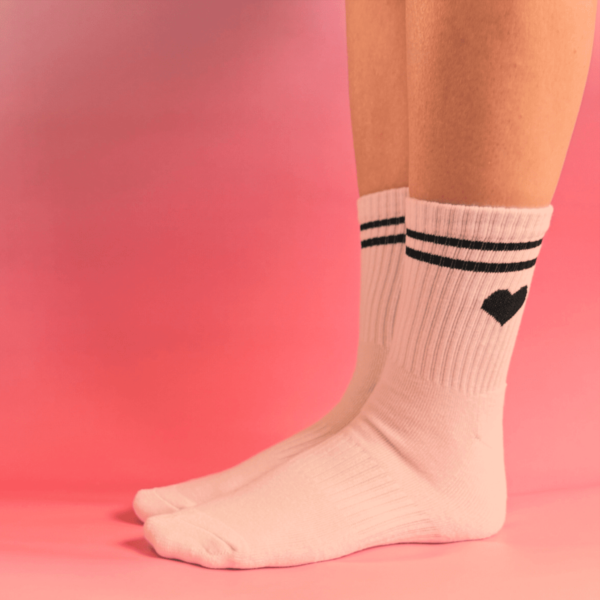 Women’s White Sporty Heart Ankle Socks | Cotton Ribbed - Pockets of Bliss
