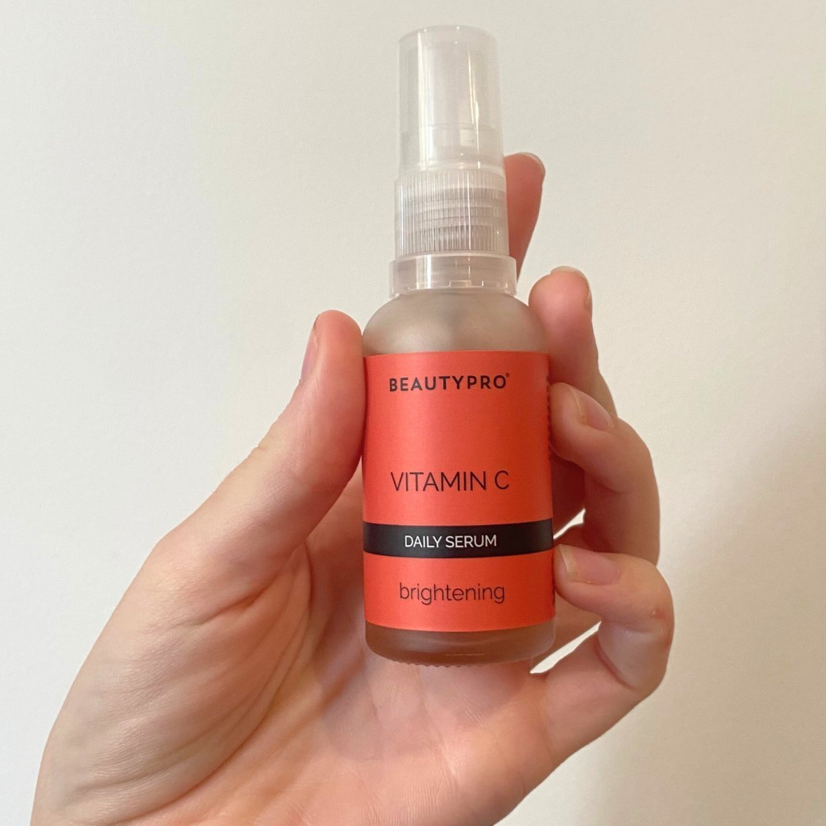 VITAMIN C Brightening Daily Serum 30ml - Pockets of Bliss