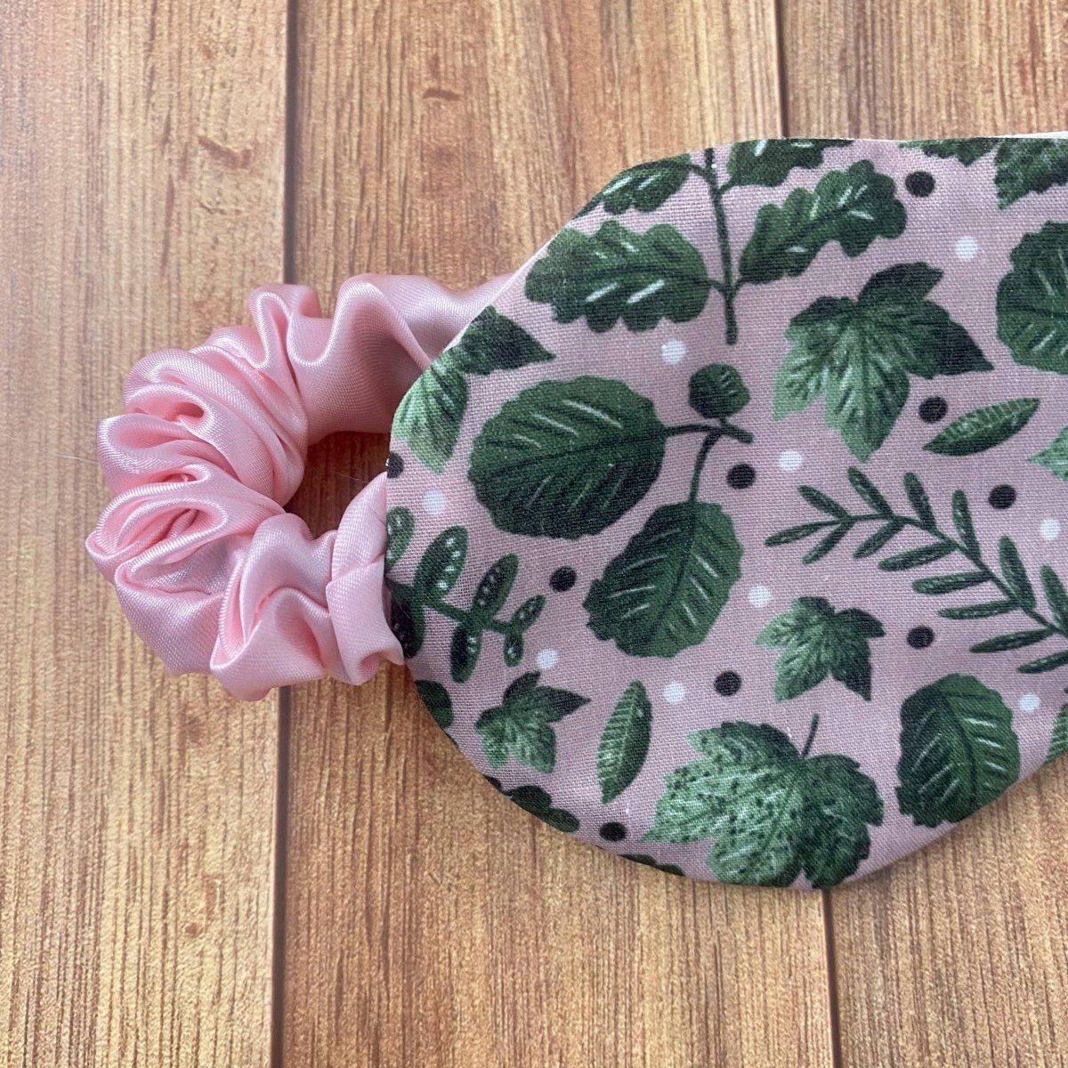 Green Foliage Sleepmask - Pockets of Bliss