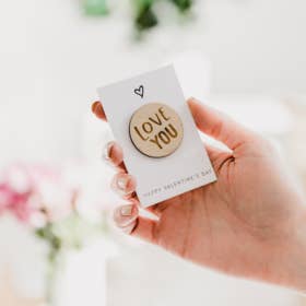 Love You Valentine’s Day Badge Token - Pockets of Bliss