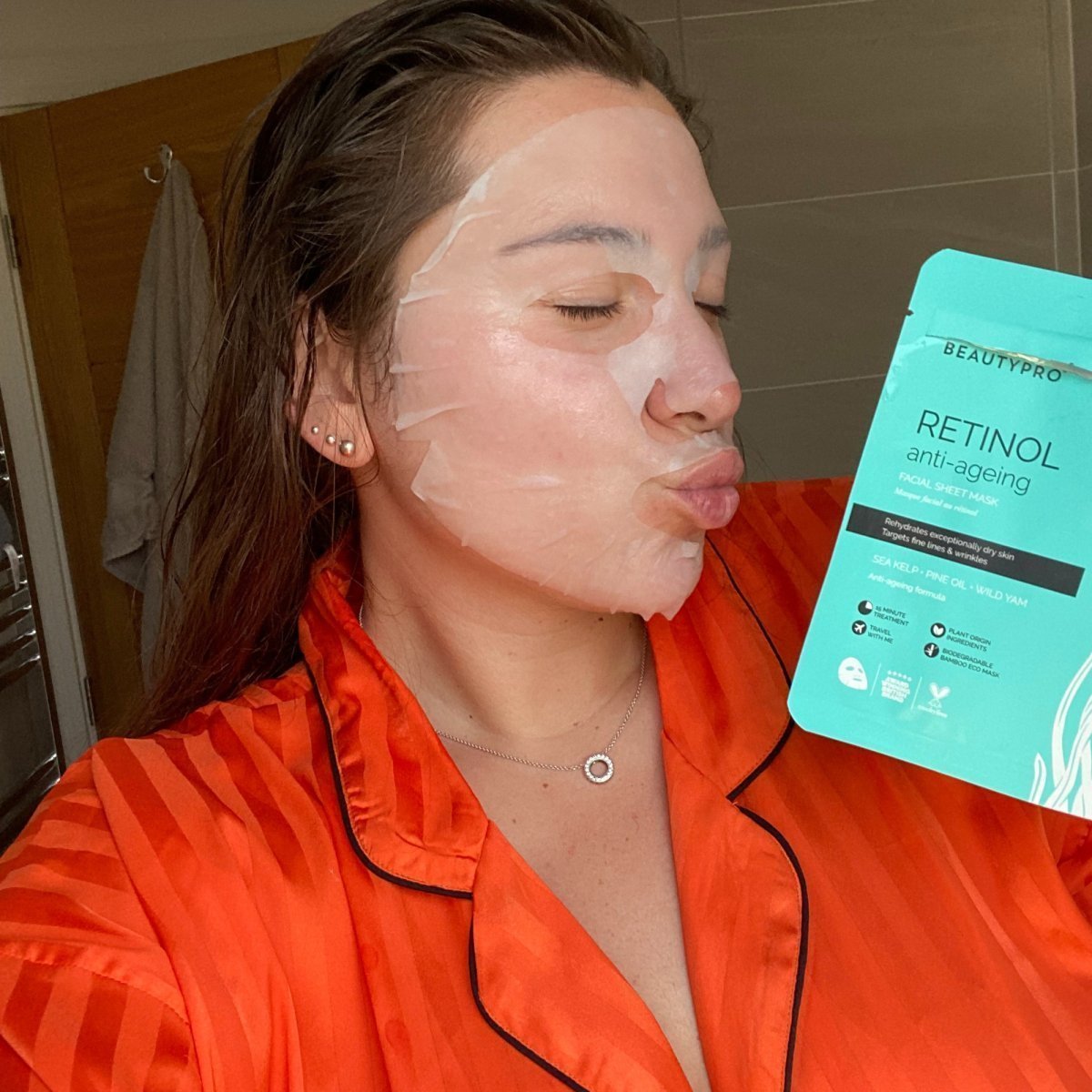 RETINOL Anti - Ageing Sheet Mask - 100% Biodegradable - Pockets of Bliss