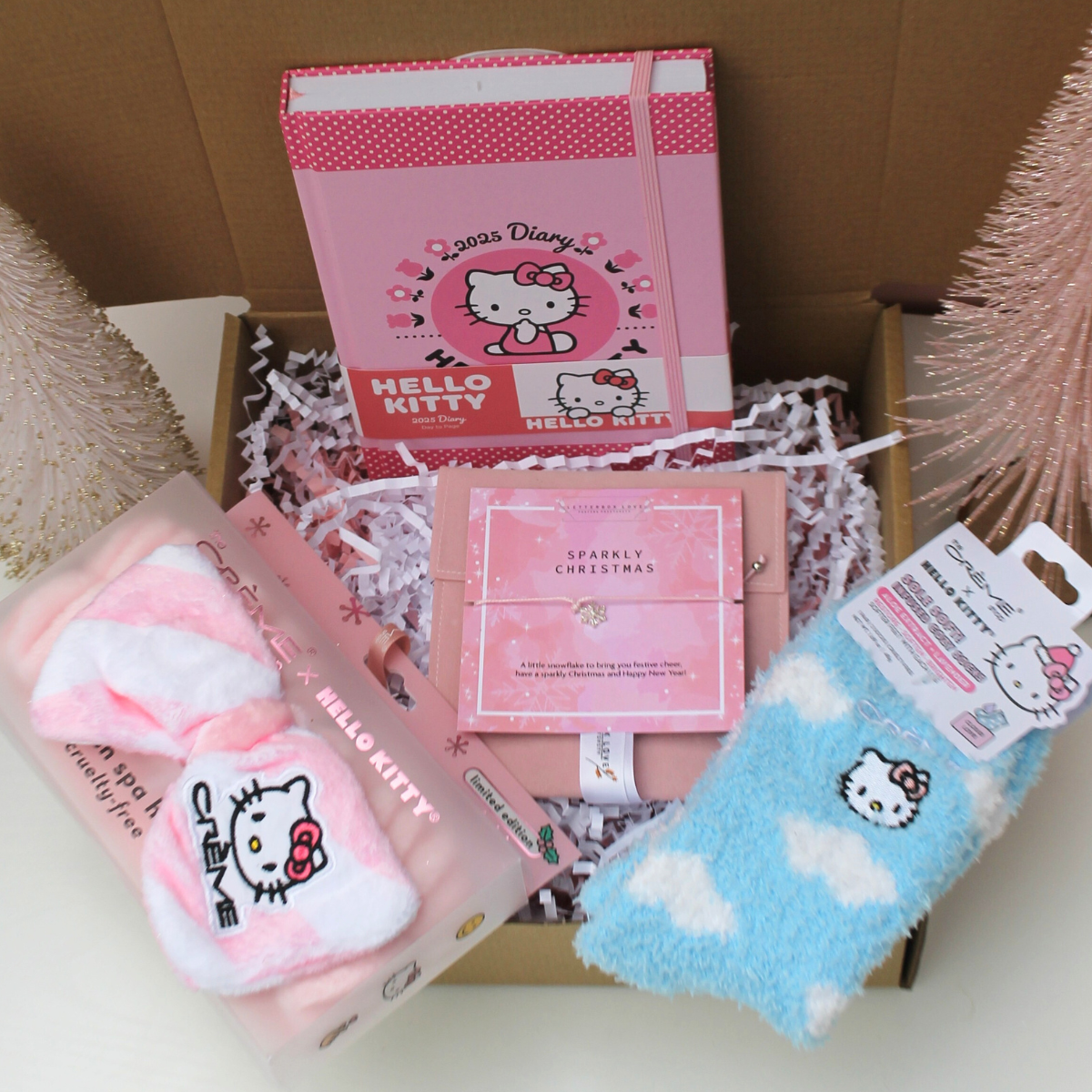 Kitty's Festive Cheer Gift Box 🎀