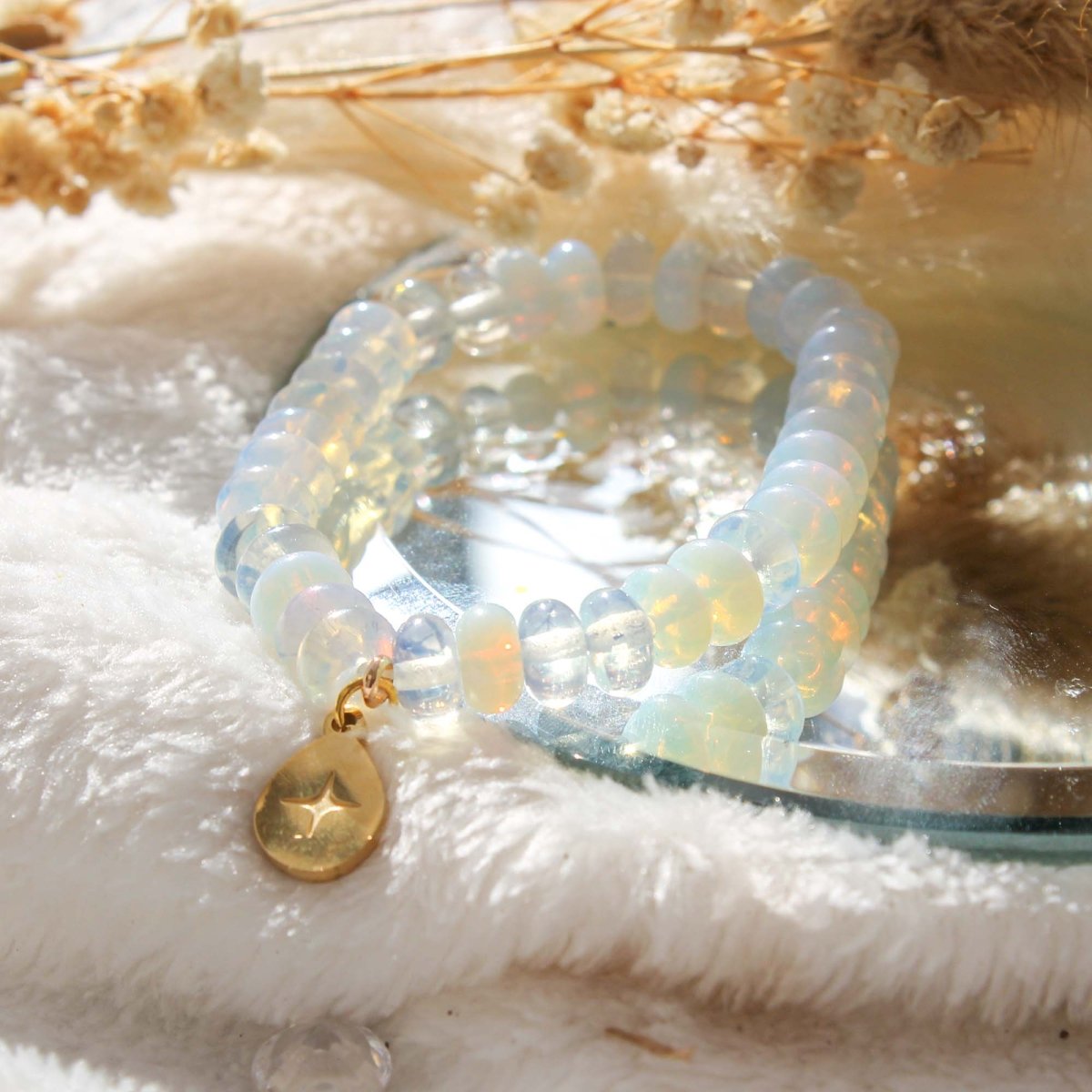 Manifestation Bracelet - Pockets of Bliss