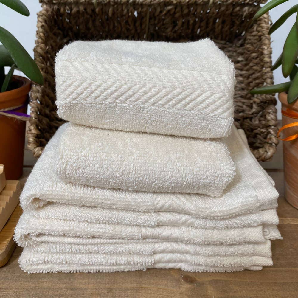 Unbleached Organic Cotton Facecloth - Pockets of Bliss