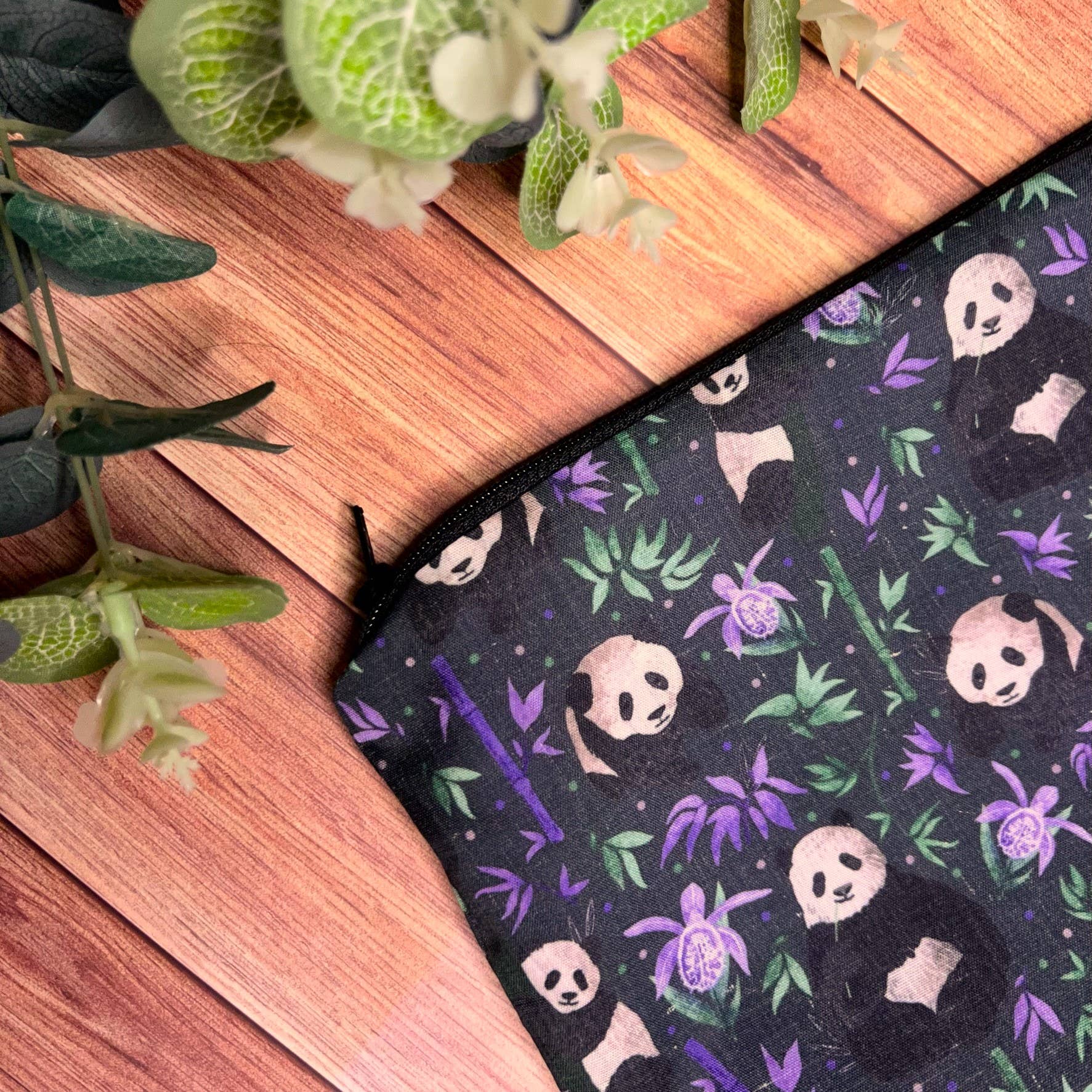 Pouch with Giant Panda Picture on