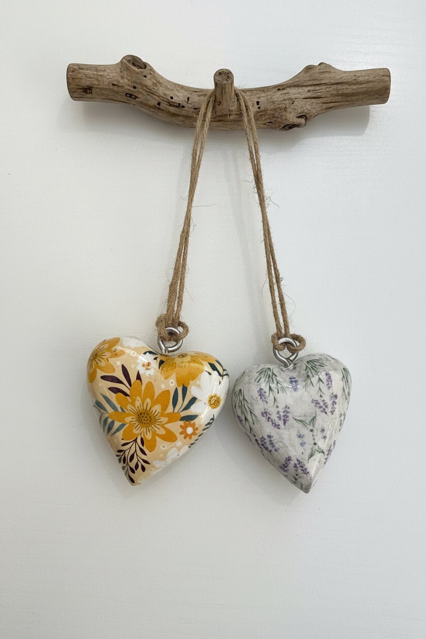 Decor Small Wooden Heart - Pockets of Bliss