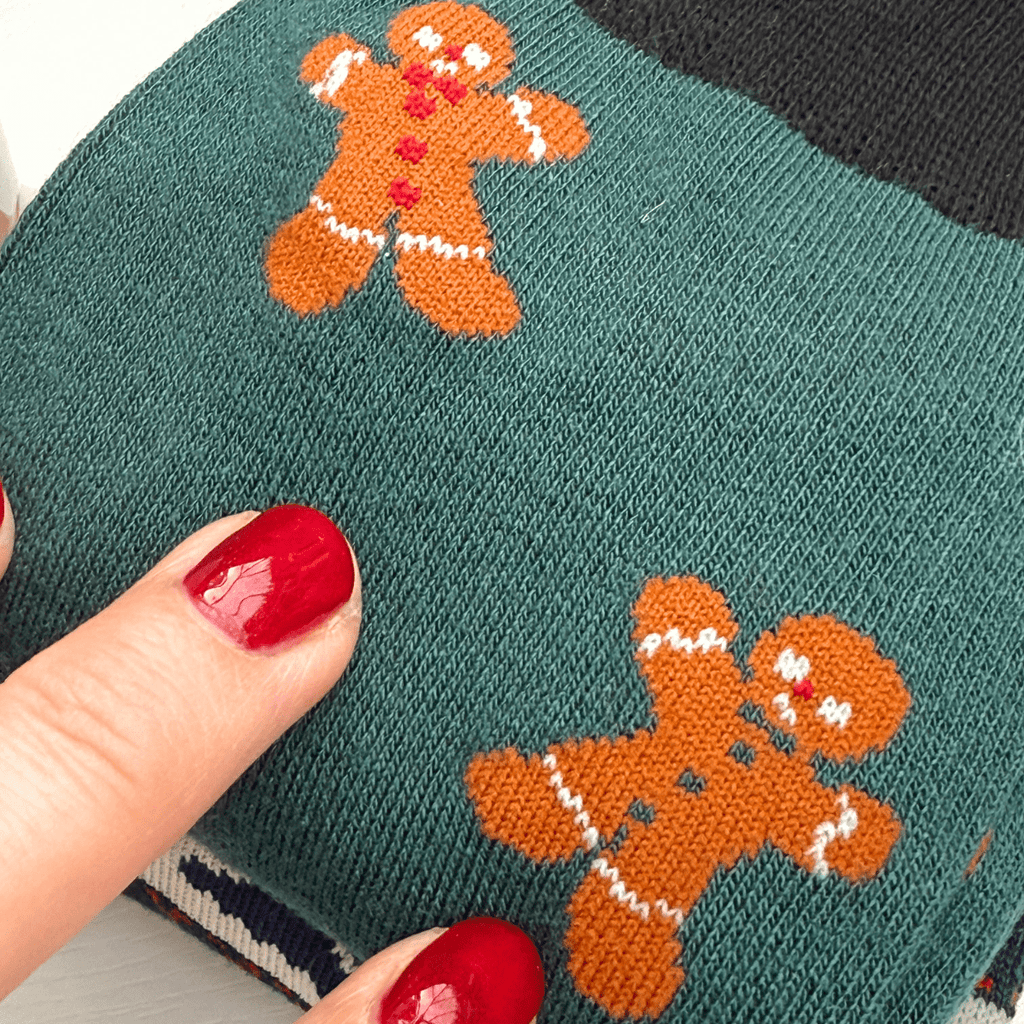 Merry & Bright Men’s Christmas Gift Box – Mug & Holiday Socks Set - Pockets of Bliss