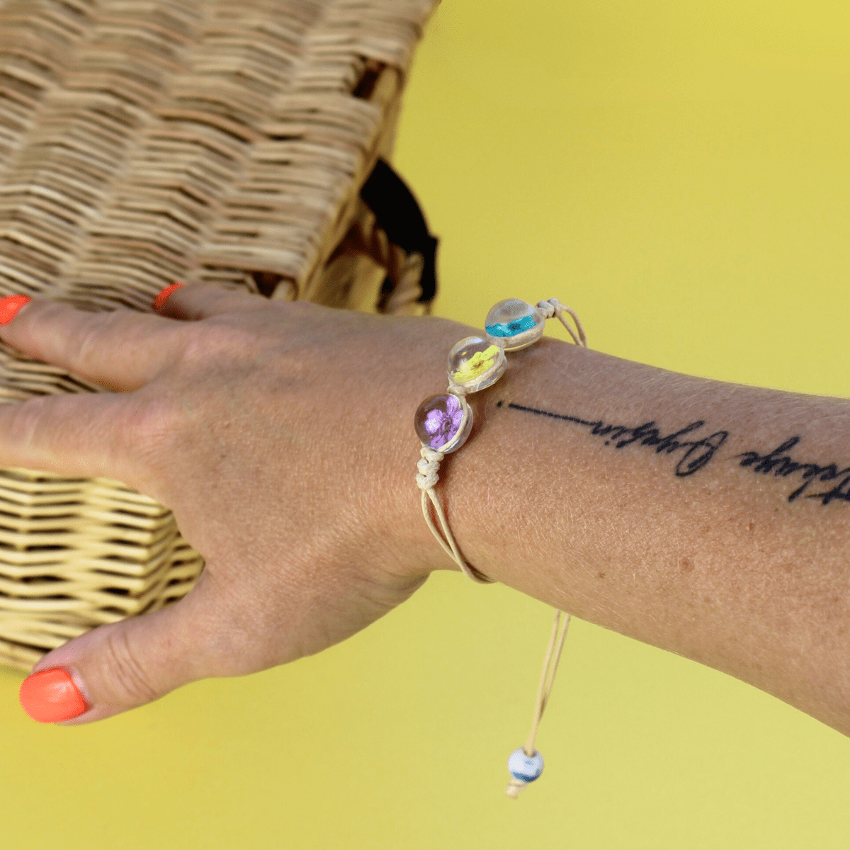 Pressed Flower Adjustable Cord Bracelet – Real Dried Flowers in Resin - Pockets of Bliss